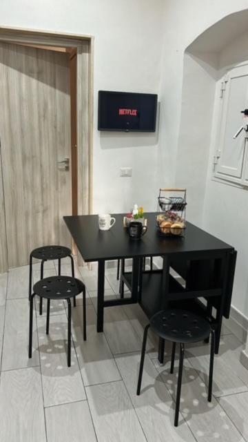 Apartment Dominique 바리 외부 사진